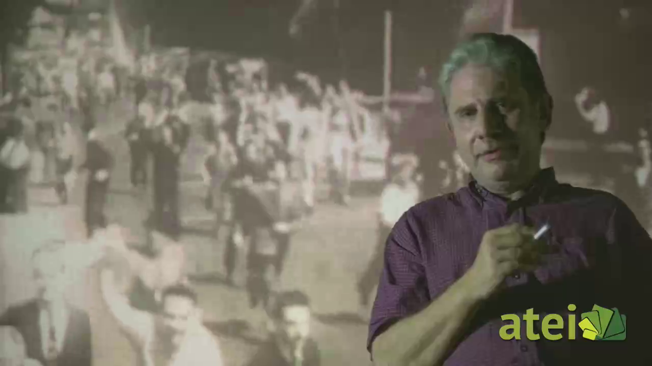Trailers - Historia y política