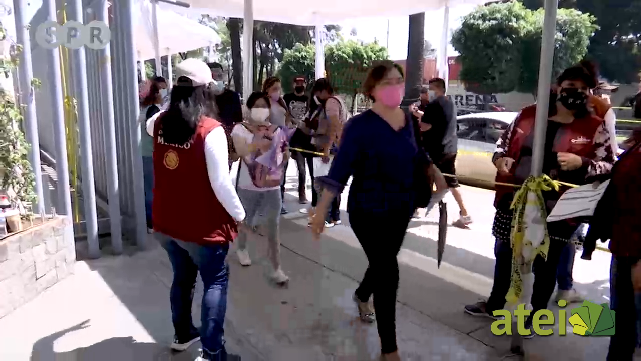 Tercer informe de Gobierno. A la mitad del camino B3